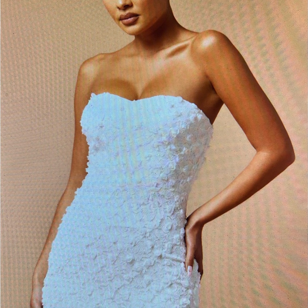 White Party Maxi Dress-WHITE Fashion Nova LUXE, (form-fitting) - Picture 8 of 13